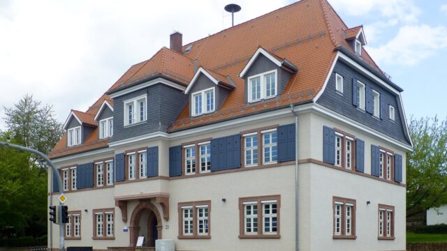 Symbolbild: Finanzamt Gebäude