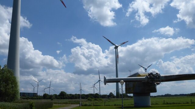 Symbolbild: Windpark Windkraftanlagen